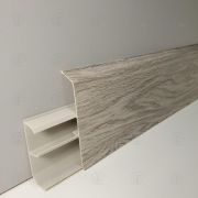 Плинтус со съемной панелью ROYCE Дуб Венеция 301 80 мм, 2,2м