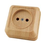 Розетка 1-местная открытой установки с з/ш IP20 16А, сосна «Ладога» TDM